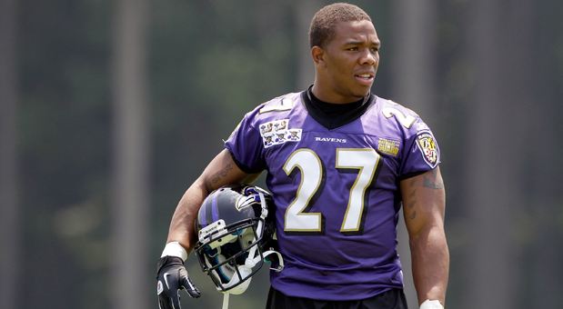 ‘You Beat Your Wife, But We Support You’: Ray Rice Still Has a Good Deal of Female Fans