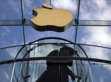 Apple Cuts Off Developers In Crimea